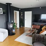 Northern Lights Penthouse * 트롬쇠