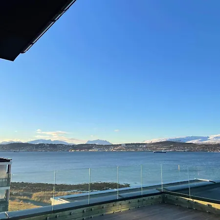 Northern Lights Penthouse Leilighet